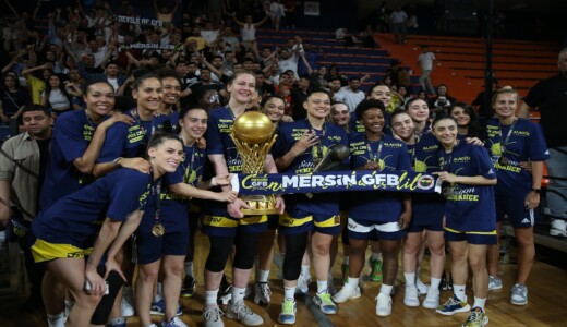ING Kadınlar Basketbol Süper Ligi şampiyonu Fenerbahçe, kupasını aldı