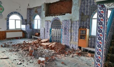 Tokat Sulusaray depreminde camiler ve kerpiç yapılar hasar gördü