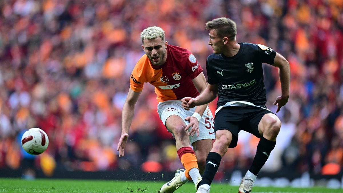 Lider Galatasaray, Süper Lig’de konuk ettiği Pendikspor’u farklı geçti
