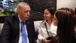 ANKARA – Cumhurbaşkanı Recep Tayyip Erdoğan, gençlerle bir araya geldi