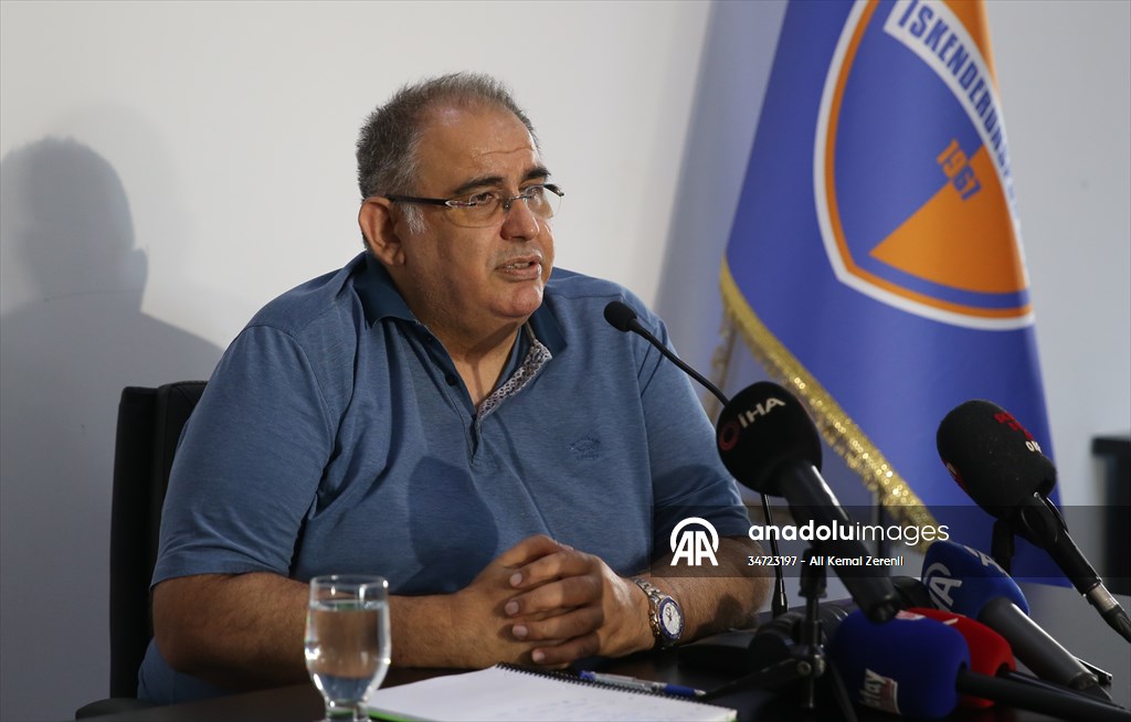 İskenderunspor Kulübü Başkanı Hakan Bolat, basın toplantısı düzenledi: