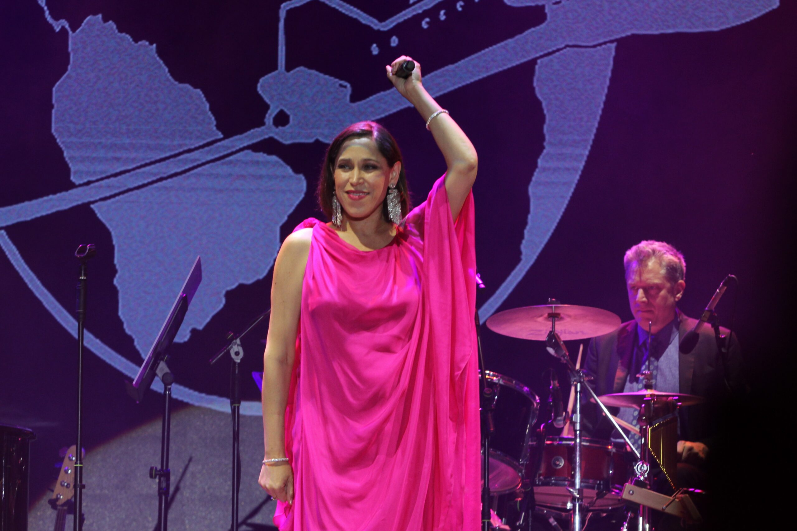 Pink Martini Antalya’da konser verdi