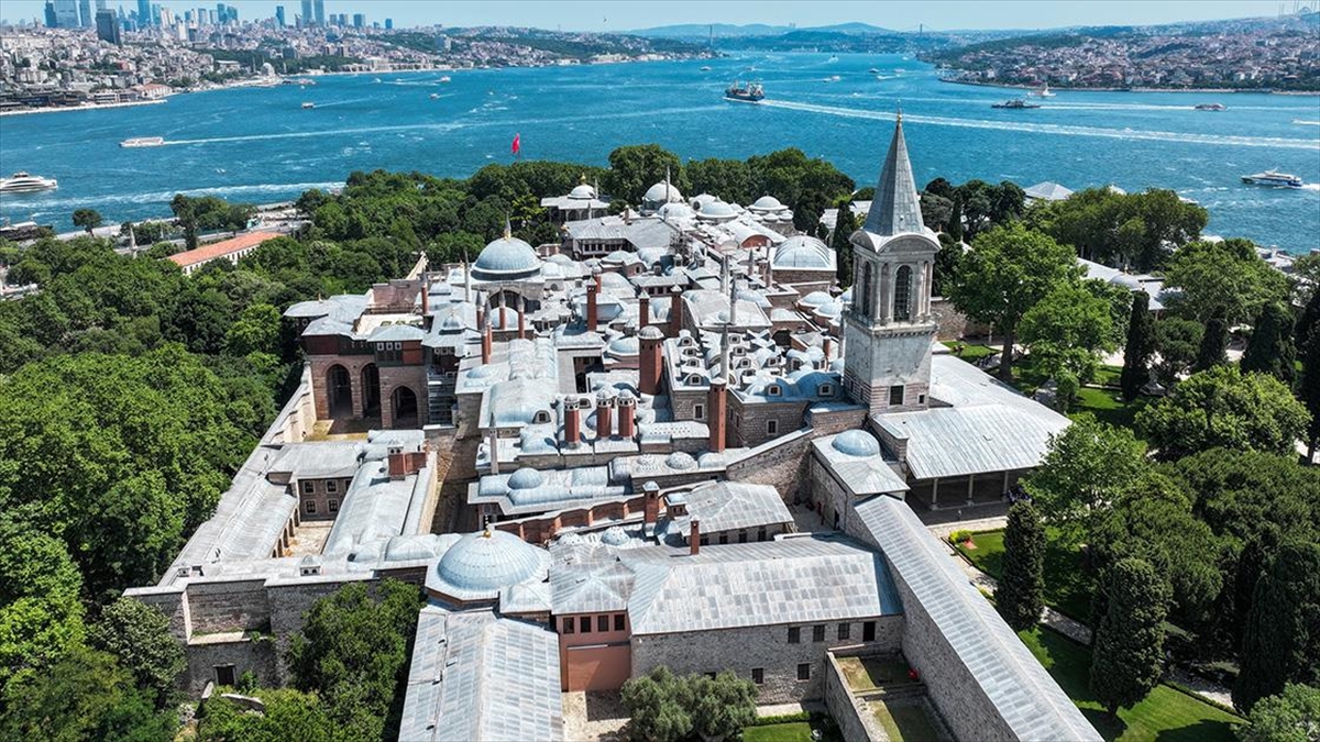 Topkapı Sarayı’nda Cariyeler Taşlığı ve Hamamı ile Kuşhane Mutfağı yeniden ziyarete açıldı