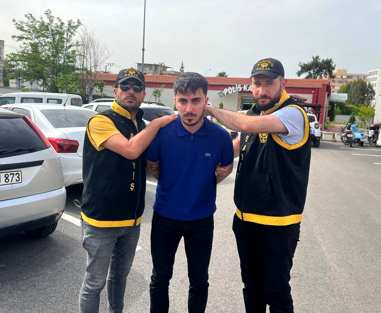 Adana’da toprağa gömülü cesedi bulunan genç kızın öldürülmesiyle ilgili 3 kişi daha tutuklandı