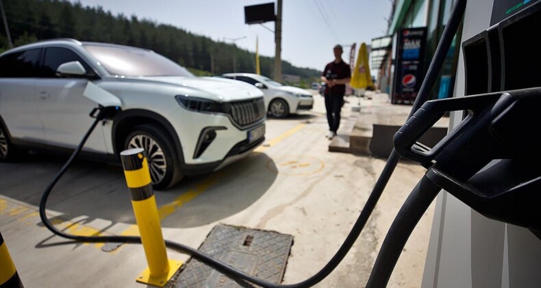 Türkiye’de 5 ayda 27 bini aşkın elektrikli otomobil satıldı