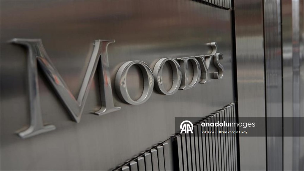 Moody’s, Türkiye’nin kredi notunu iki kademe artırdı