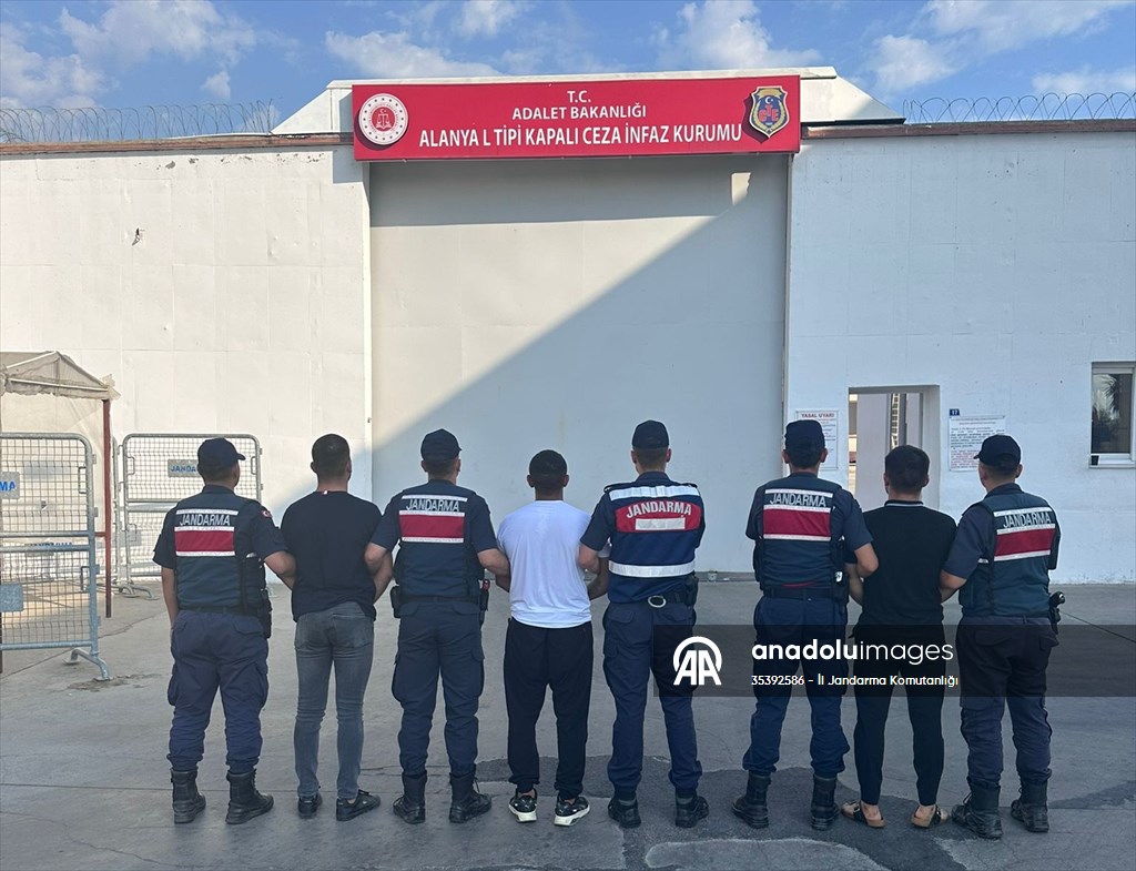 Alanya’da ev kurşunlama olayında 3 kişi tutuklandı