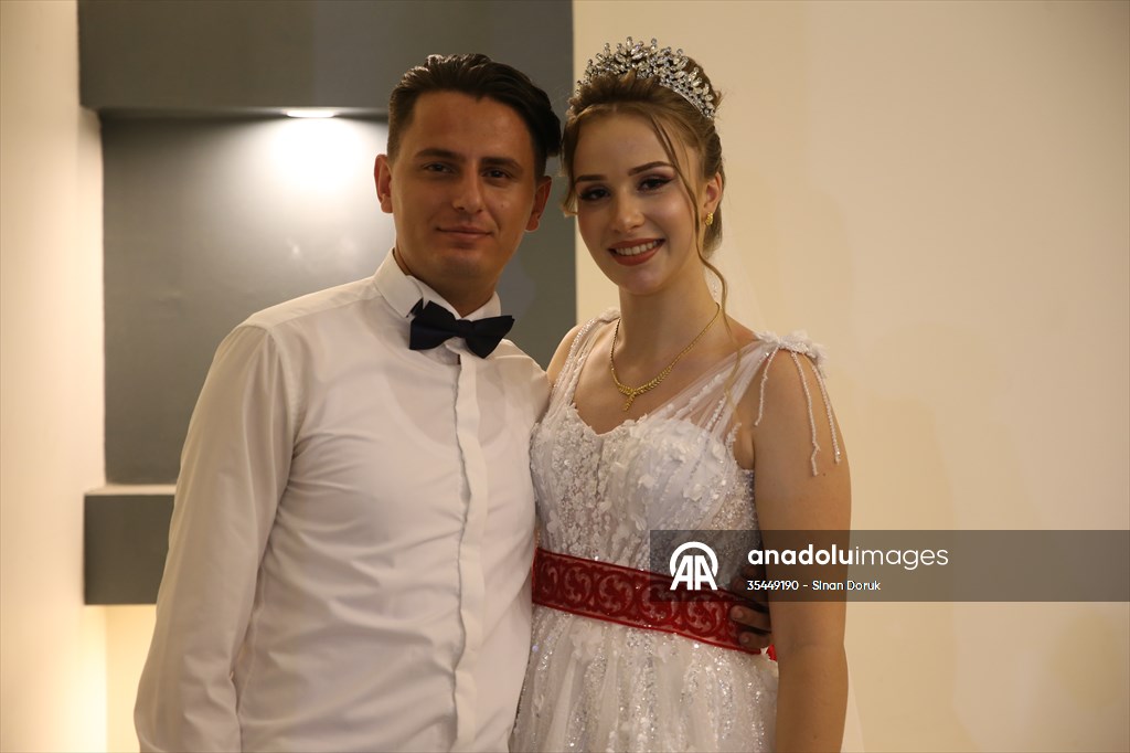 Rusya’dan Kahramanmaraş’a gelin gelen Arina için yöresel düğün yapıldı