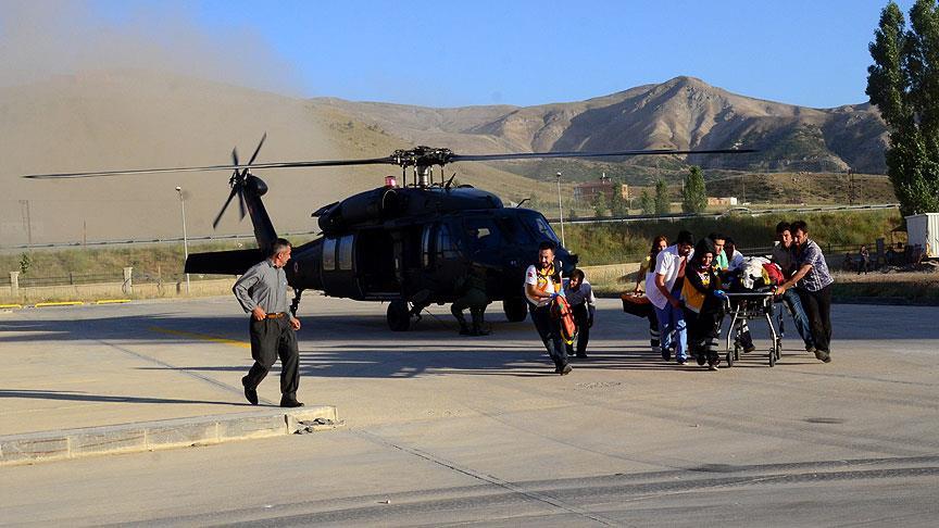 Jandarma helikopteri kayalıklardan düşen kadın için havalandı