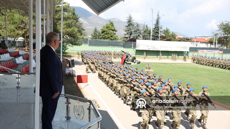 Milli Savunma Bakanı Güler, Eğirdir Dağ Komando Okulunun eğitim yılı açılış törenine katıldı