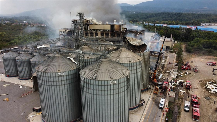 Sakarya’da makarna fabrikasındaki patlamada 28 kişi yaralandı