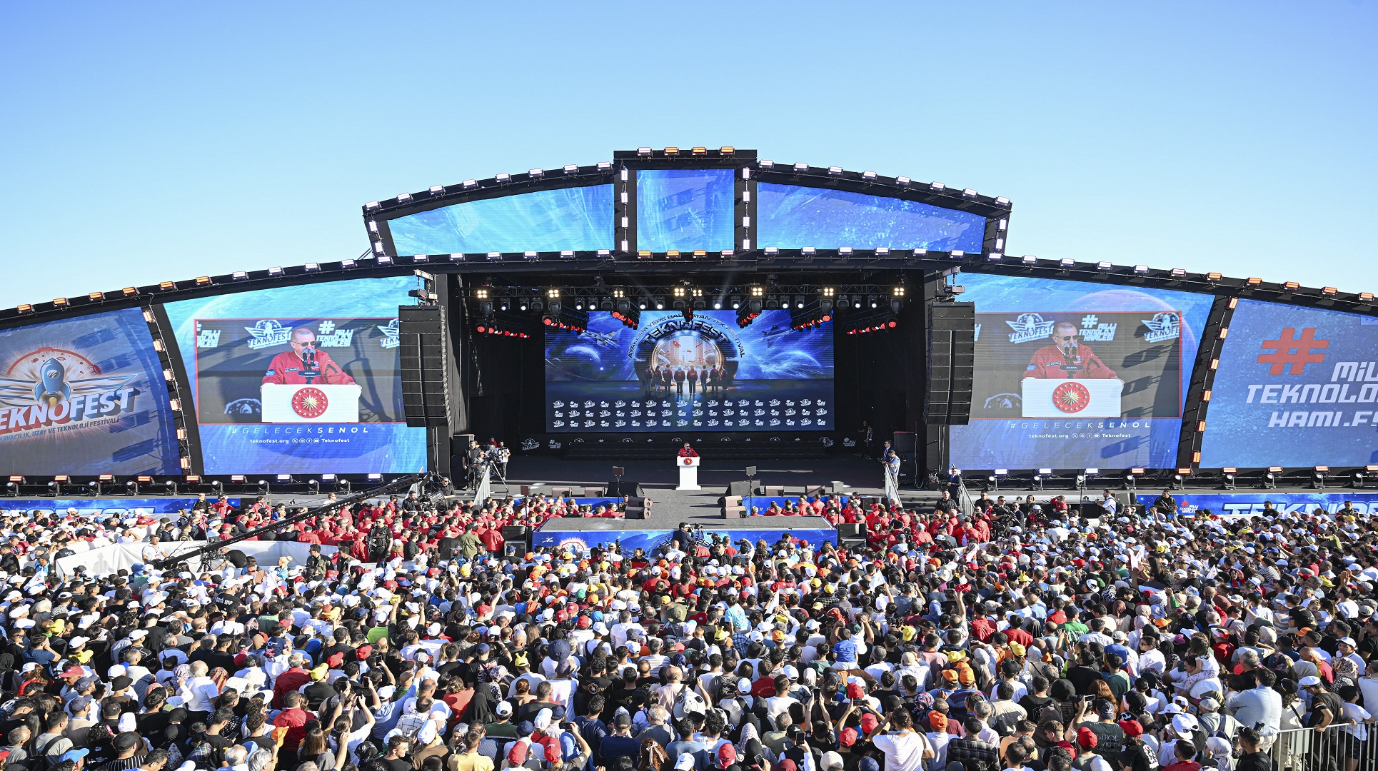 Cumhurbaşkanı Erdoğan, TEKNOFEST Adana’ya katıldı