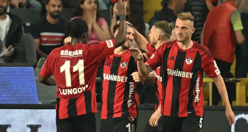Gaziantep FK, evinde Beşiktaş’a geçit vermiyor