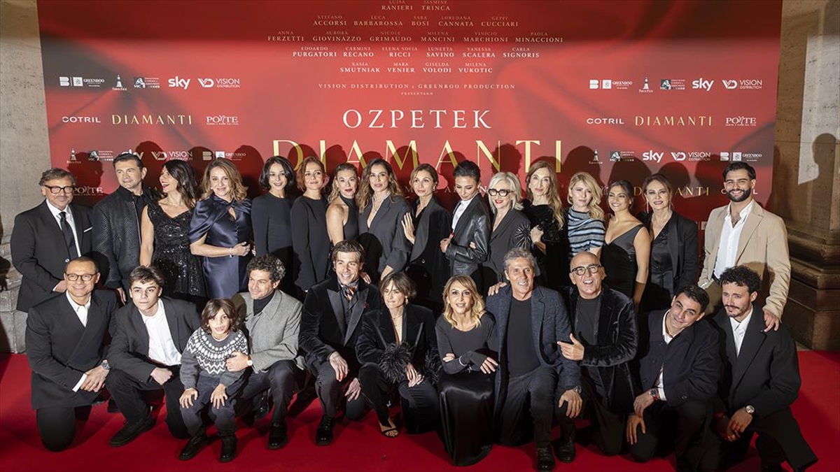 İtalya’da, yönetmen Özpetek’in son filmi “Diamanti”nin galası yapıldı