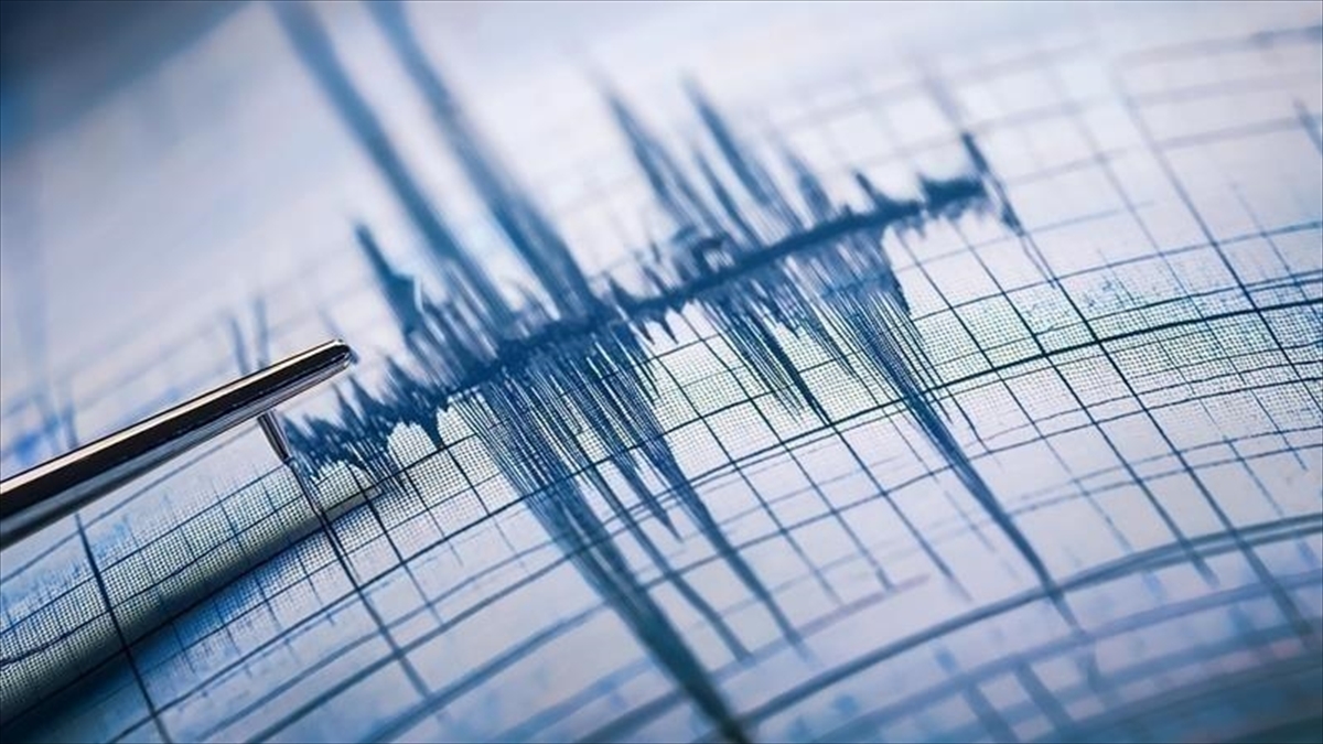 Erzincan’da 4,2 büyüklüğünde deprem meydana geldi.