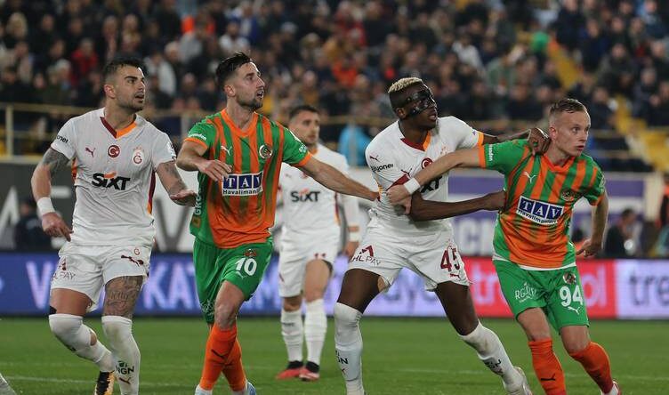Galatasaray, deplasmanda Corendon Alanyaspor’u 2-1 yendi