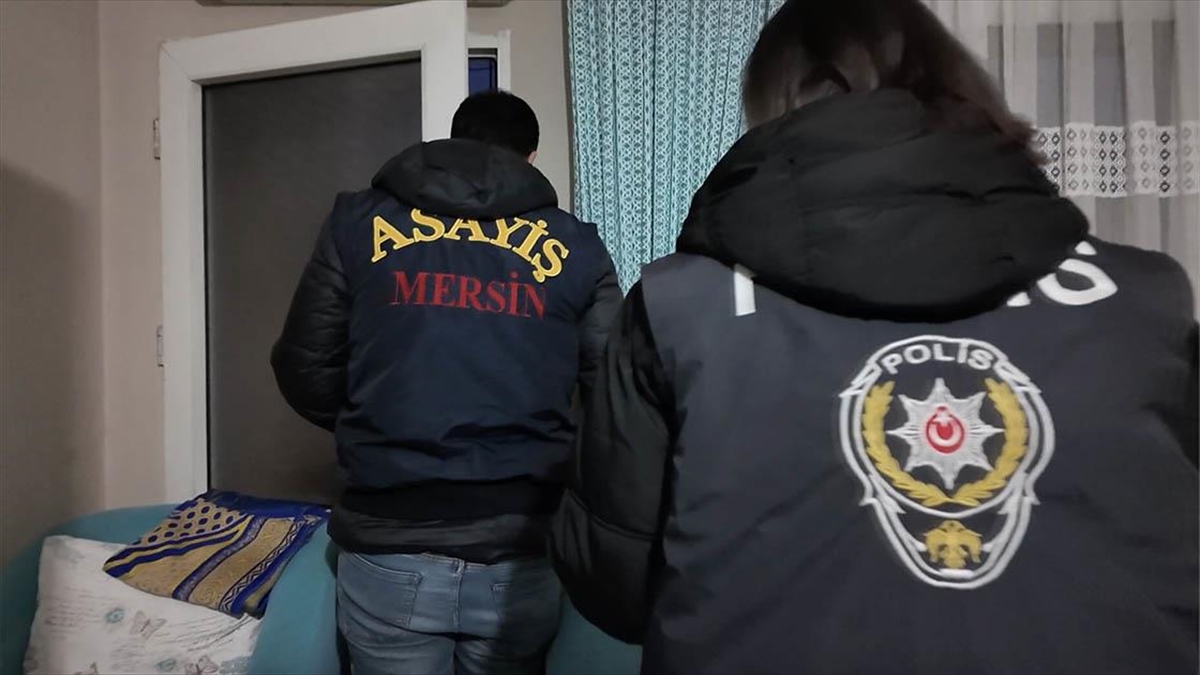 Mersin’de şafak operasyonunda çeşitli suçlardan aranan 91 zanlı yakalandı