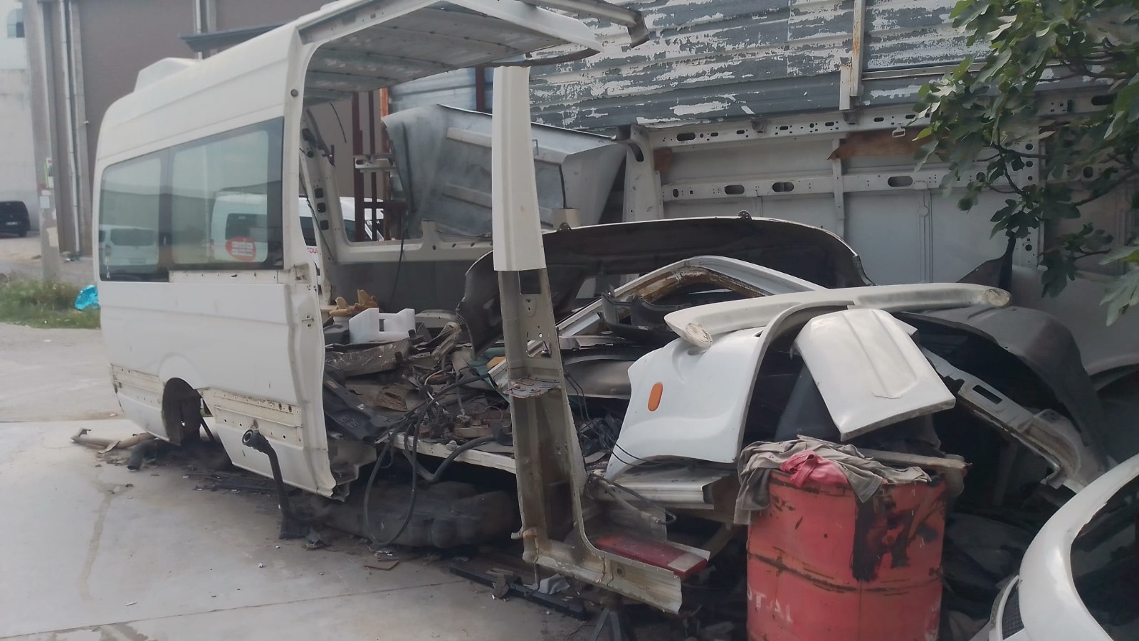 Antalya merkezli “change” araç operasyonunda 2 kişi tutuklandı