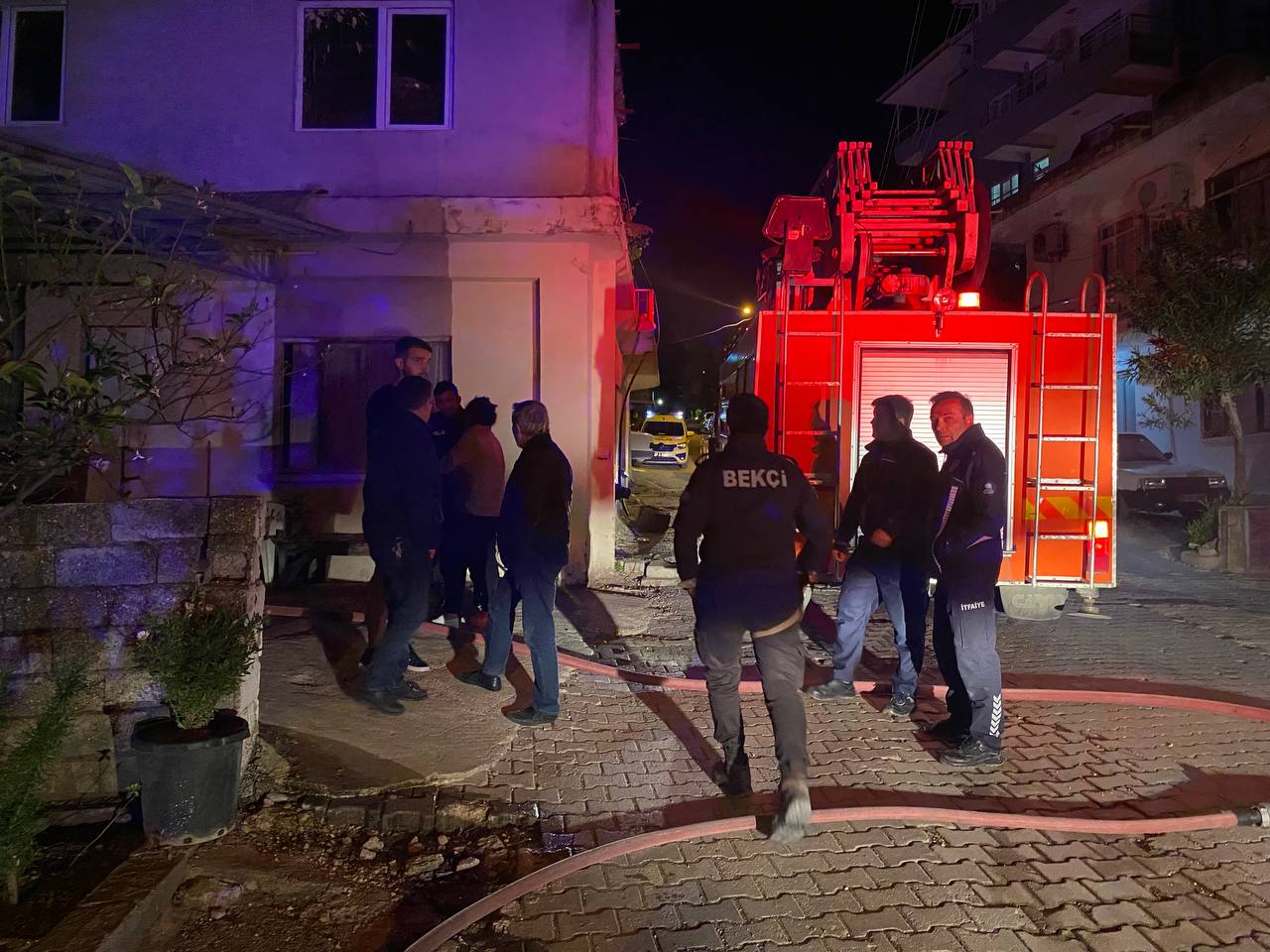 Bu kadarına da pes! Antalya’da annesiyle tartıştı evi yaktı