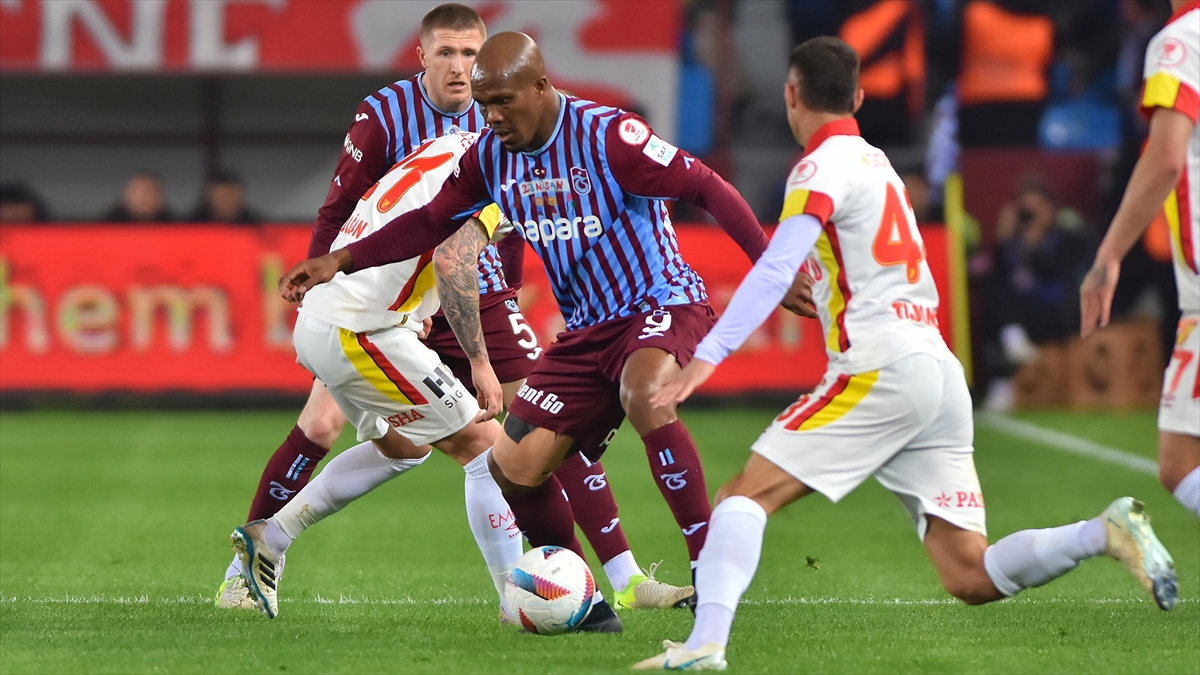 Ziraat Türkiye Kupası’nda Trabzonspor 2-0 galip ayrılarak finalde Galatasaray’ın rakibi oldu.