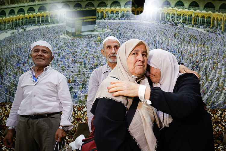 25 Yıl Küs Olan İki komşu Kutsal Topraklarda Barıştı