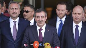 Yılmaz’a ziyaretinde İstanbul Valisi Davut Gül eşlik etti.