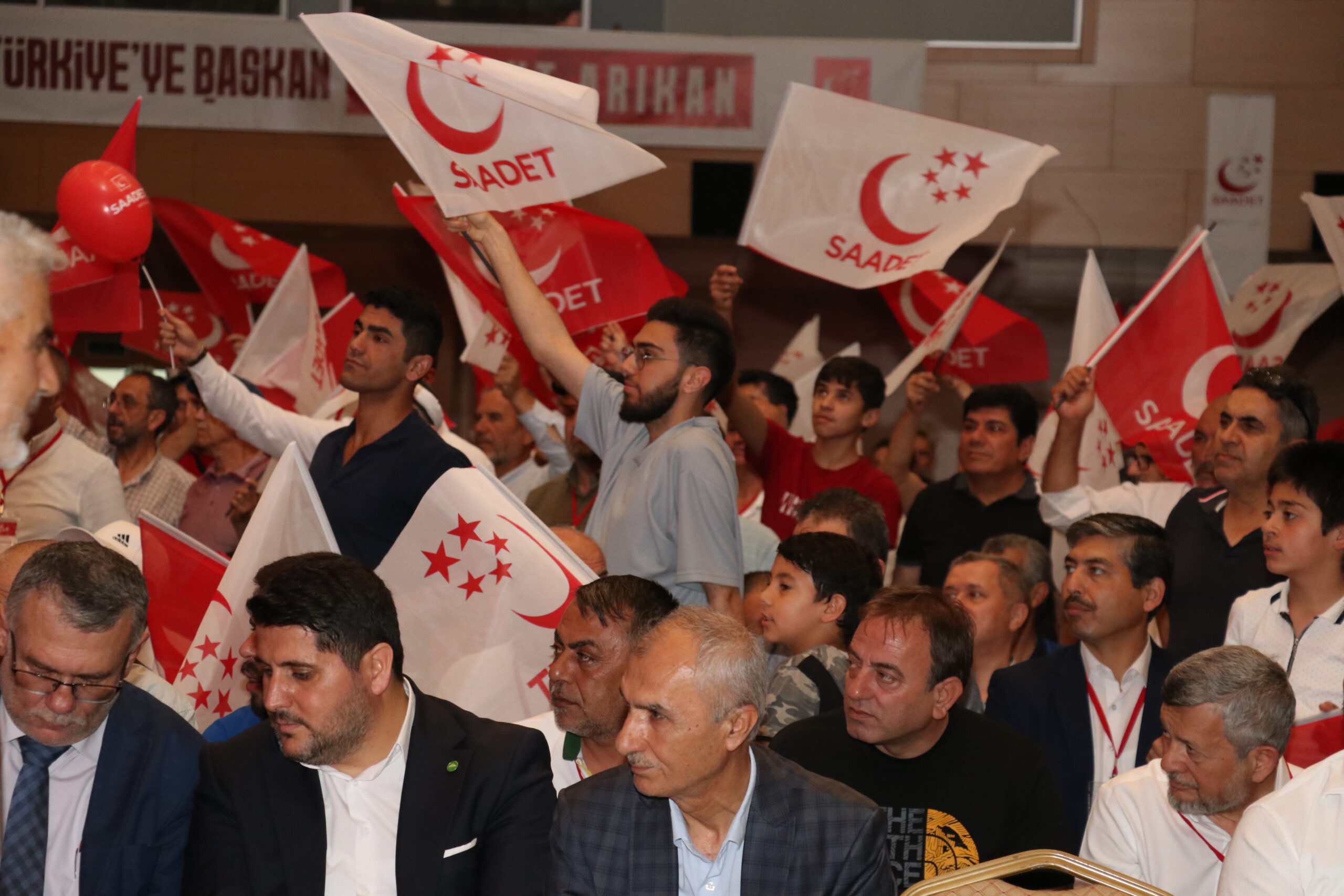 Genel Başkan Arıkan,”Bugünden sonra çalmadık kapı, dokunmadık gönül bırakmayacağız