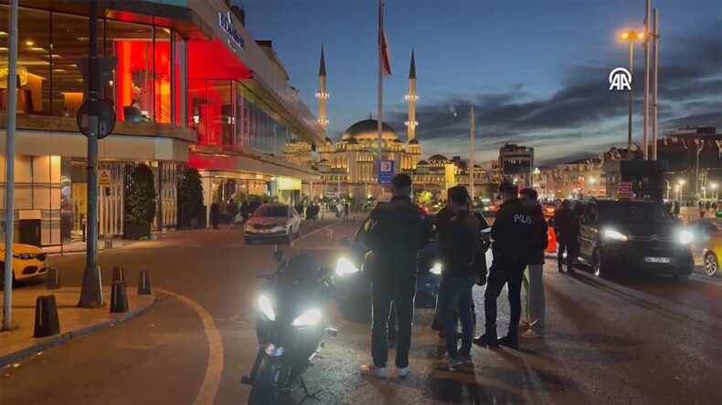 “Huzur İstanbul” uygulamasında 975 kişi gözaltına alındı