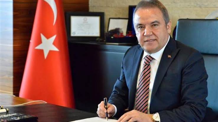 Muhittin Böcek anjiyo oldu