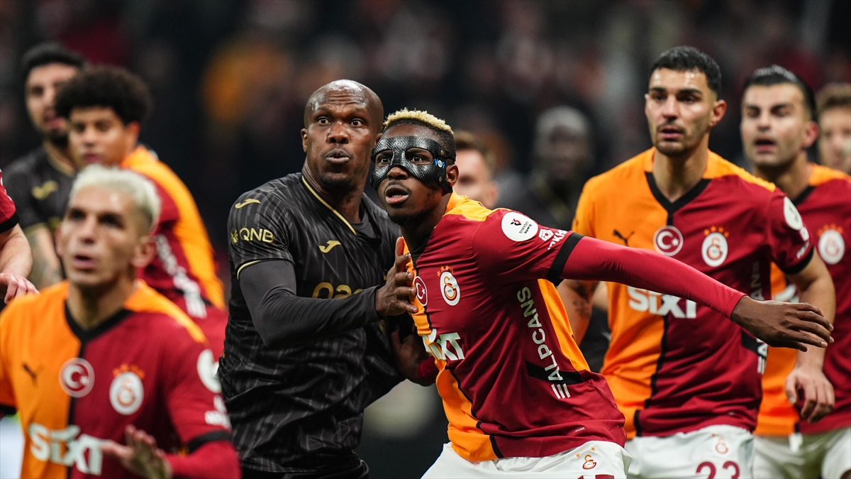 Rakiplerine boyun eğmeyen,Lider Galatasaray, Süper Lig’de Trabzonspor’un konuğu olacak