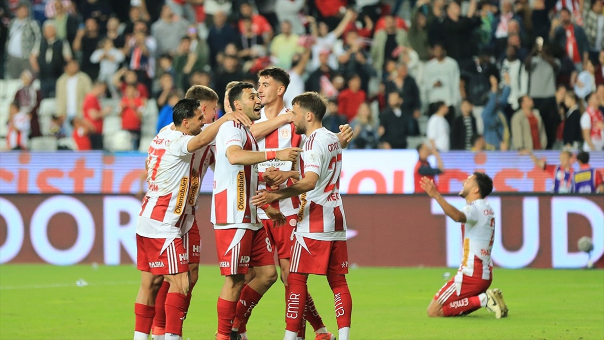 Trendyol Süper Lig’in 35. haftasında Antalyaspor – Kayserispor’un konuğu olacak