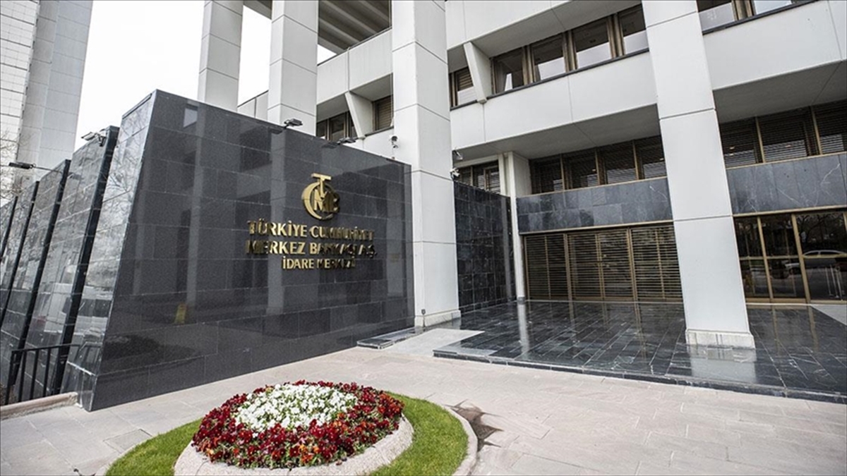 Yurt içinde gözler Enflasyon Raporunda