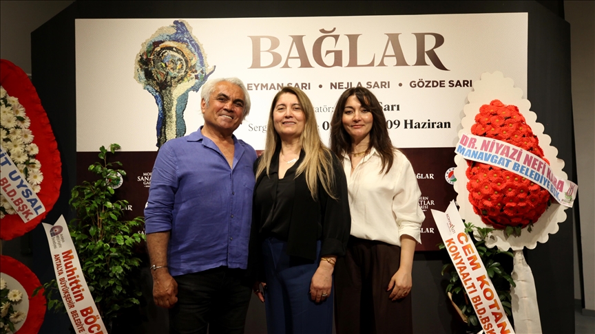 “Sanatçı Ailesi” Sevgiden Doğan eserlerini Buluşturuyorlar