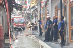Antalya’da itfaiyenin hızlı hareketi tarihi Kaleiçi’nde faciayı önledi