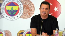 Fenerbahçe Yönetim Kurulu asbaşkanı Acun Ilıcalı,Yönetim Kurulu’ndan ayrıldı