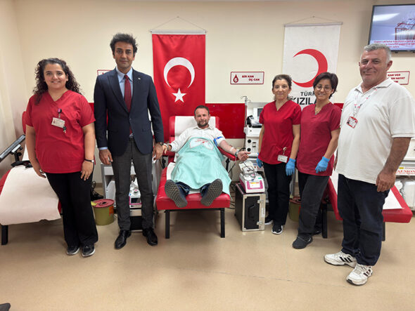 kalpgazetesi.com- Rekortmen baba miras olarak oğluna kan bağışı duyarlılığı bıraktı