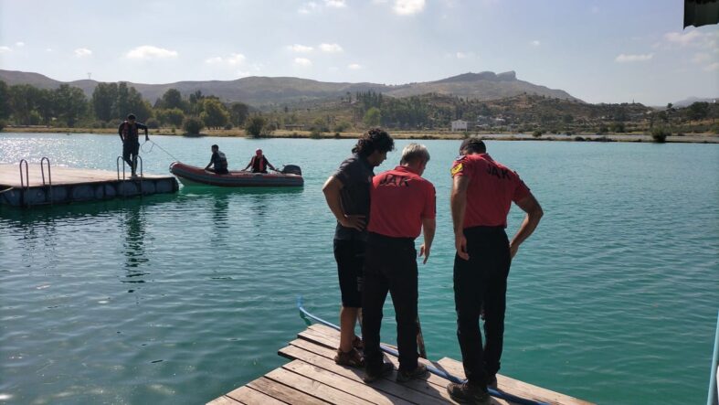 kalpgazetesi.com-Antalya Alarmda Gölde kaybolan genç için ekipler seferber oldu