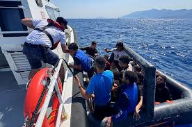 kalpgazetesi.com-Antalya'da 21 düzensiz göçmen yakalandı