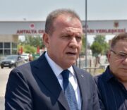 Başkan Seçer’den cezaevindeki Muhittin Böcek’i  ziyaret