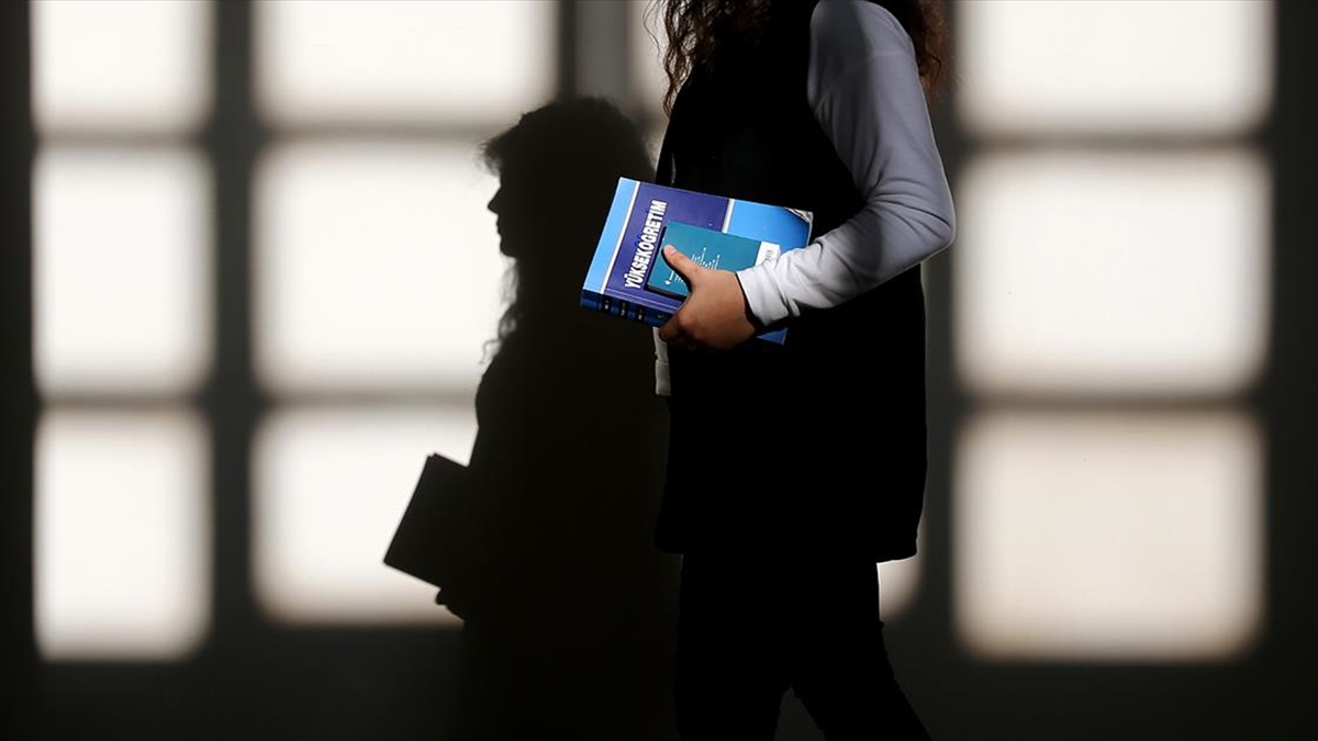 İkinci üniversite uzaktan eğitim, öğretim kayıt ücretleri belirlendi