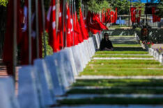 “Türkiye Şehitlerini Anıyor”