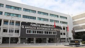 Son dakika haberi: Antalya Büyükşehir Belediyesi’nde üç kişi gözaltına alındı