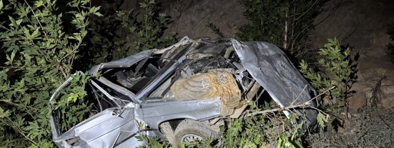 kalpgazetesi.com-Adana'da uçuruma yuvarlanan otomobildeki 1'i çocuk 5 kişi öldü