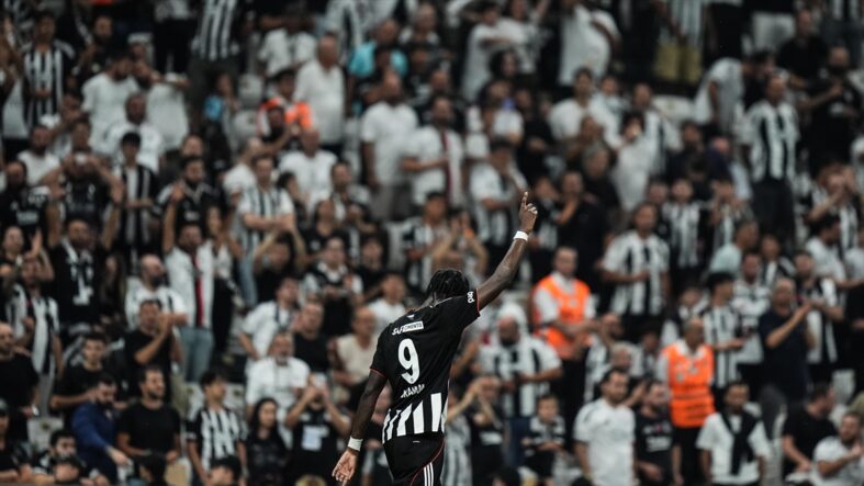 kalpgazetesi.com-Beşiktaş İrlanda Maçında fırtına gibi esti! Rövanşı da kazandı, Playoff'a yükseldi