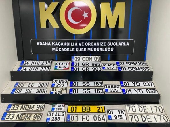 kalpgazetesi.com-Bir işyerinden 27 sahte araç plakası ele geçirildi