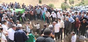 kalpgazetesi.com-HAKKARİ - Trafik kazasında ölen aynı aileden 5 kişinin cenazeleri
