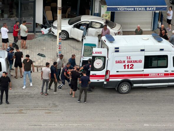 kalpgazetesi.com-İstanbul'daki kavga Adana'ya taştı Akrabasının evine kurşun yağdırdı!
