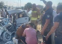 kalpgazetesi.com-MANİSA - Otobüsle otomobilin çarpıştığı kazada karı koca öldü, 1 kişi yaralandı