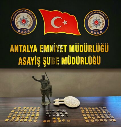 kalpgazetesi.com-"Tarihi Eser yalanıyla 50 bin dolar dolandırıcılık! Antalya'da Operasyon"