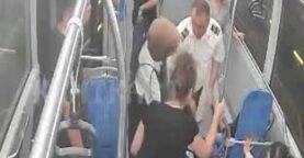 Otobüs şoförü  Heimlich manevrasıyla çocuğu kurtardı